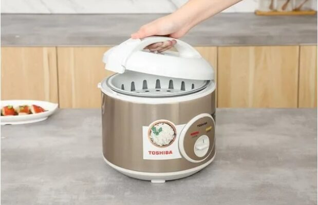 Nồi Cơm Điện Toshiba RC-10JH1TVN