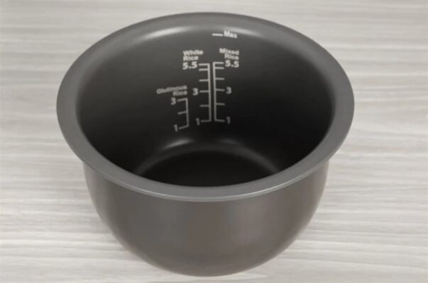 Nồi Cơm Điện Tử Toshiba RC-18NTFV(W)